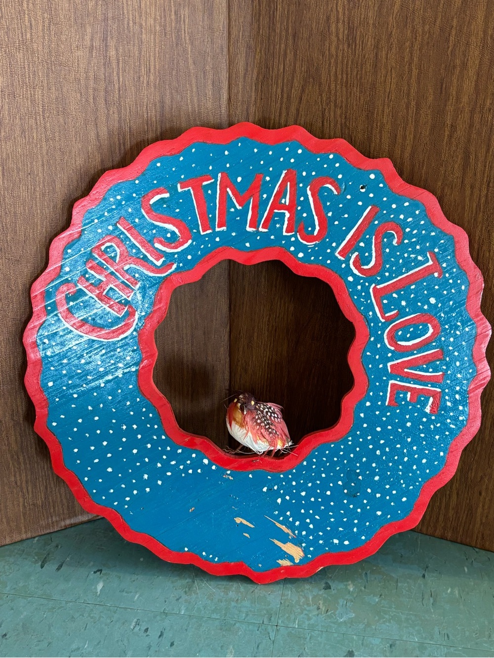 Vintage handmade wood Christmas wreath kitschy bird